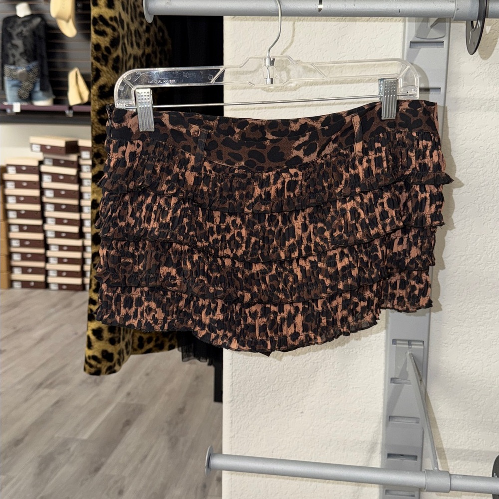 LIONESS Match Point Mini Skort in Leopard - Picture 7 of 9